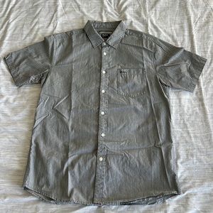 RVCA Short Sleeve Button Down, slim fit medium